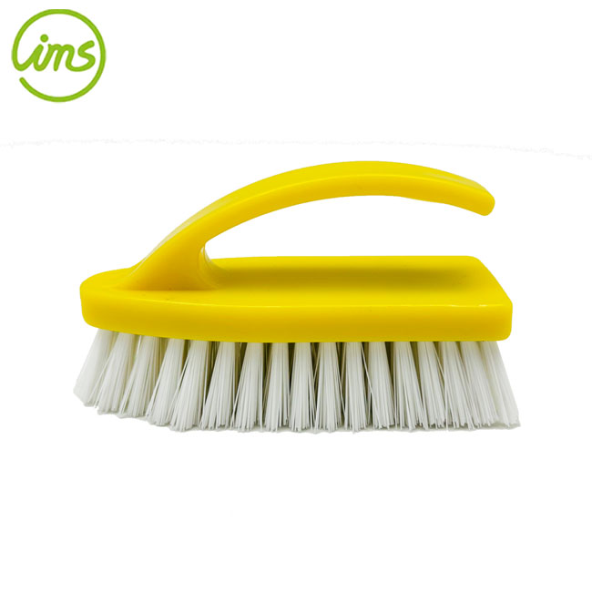 Made in Malaysia Scrubber Brush With Handle - Yellow